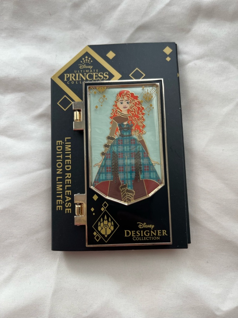 Disney Ultimate Princess Collection Merida Limited Release Hinged Pin NWT